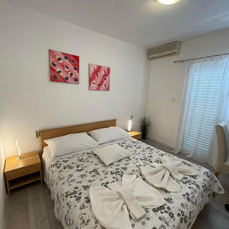 Апартаменты Dreamy Horizon Pool Bedroom 7 Корчула